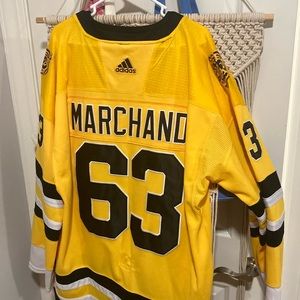 Boston Bruins reverse retro jersey